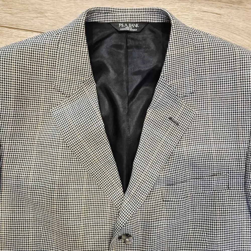 Jos A Bank Sport Coat Mens 44R Black White Houndstooth Blazer Classic 3 Button